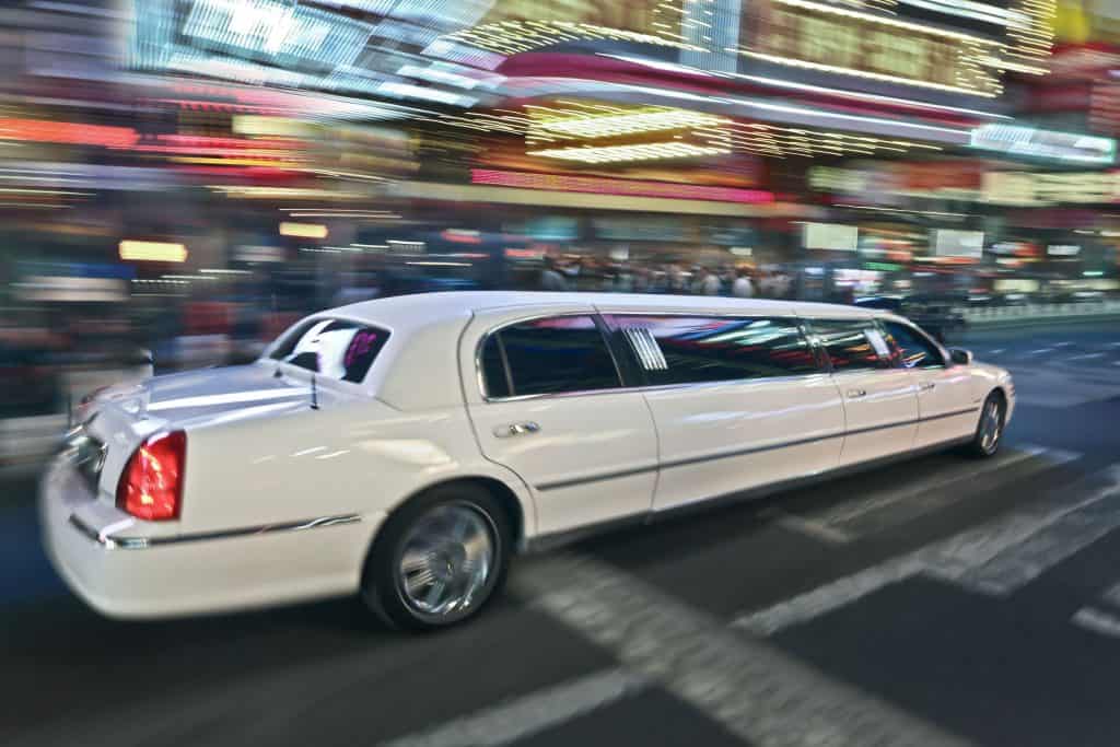 3D Limo | Location de limousine avec chauffeur à Ath